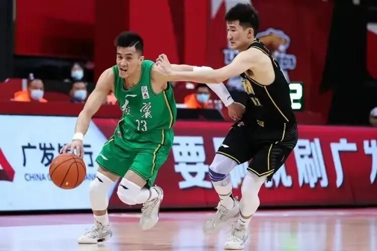 她想不通，叶家少爷为什么这么着急要见自己。